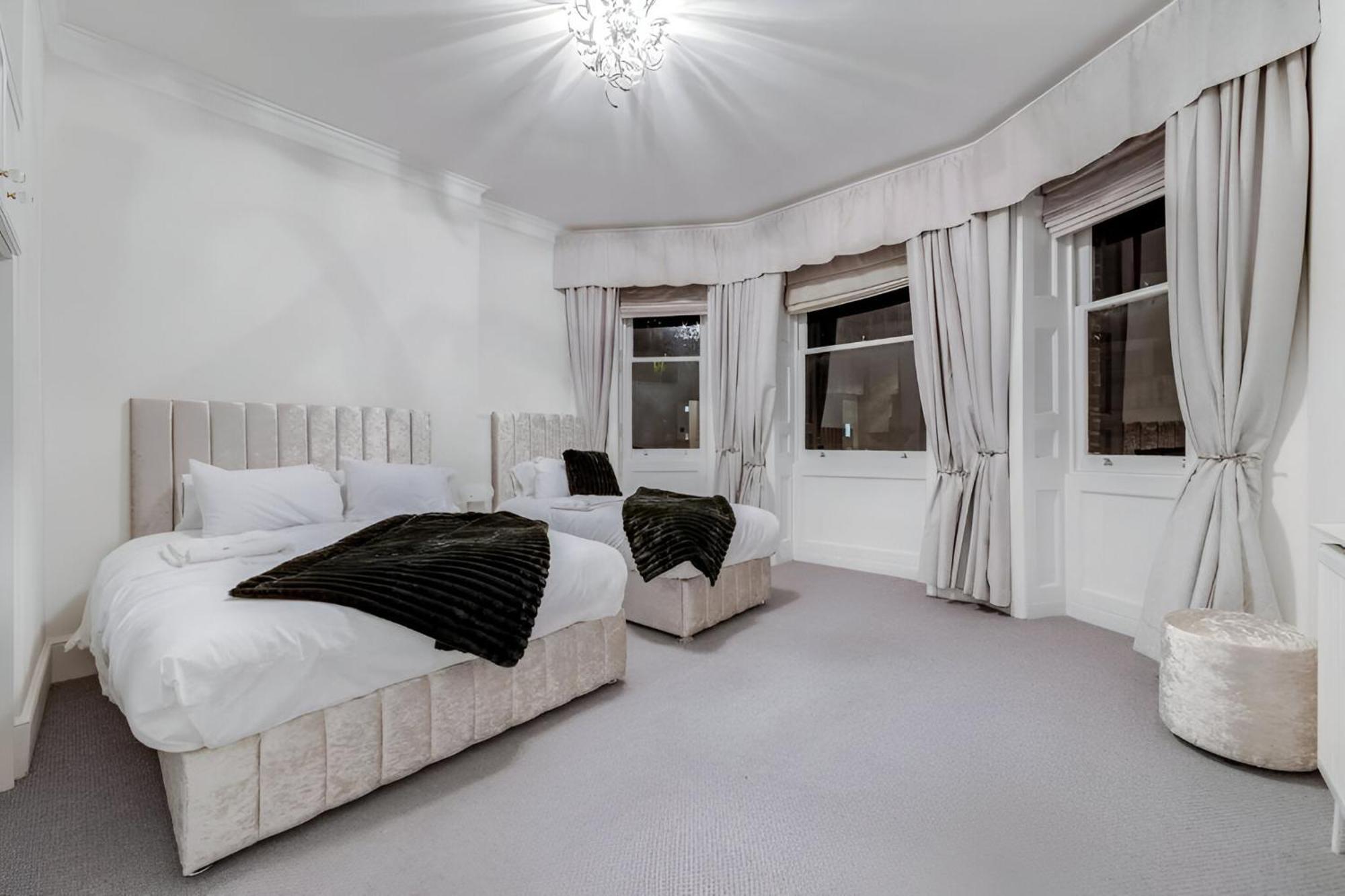Luxury London 3 Bedroom Duplex With Pool Table - 4Hs Buitenkant foto