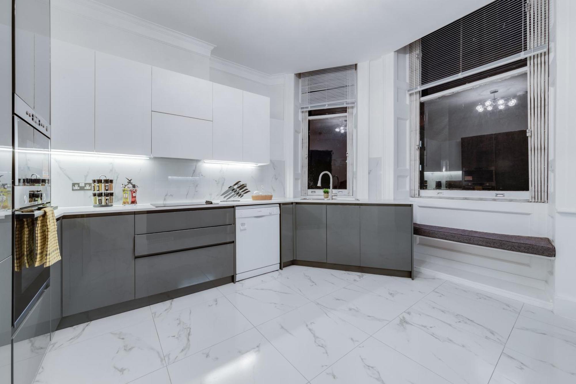 Luxury London 3 Bedroom Duplex With Pool Table - 4Hs Buitenkant foto